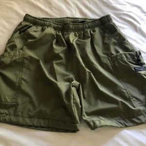 Urban Outfitters men’s large shorts